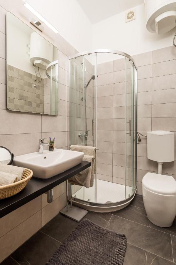 Guest House Deskovic Mošćenička Draga Rom bilde
