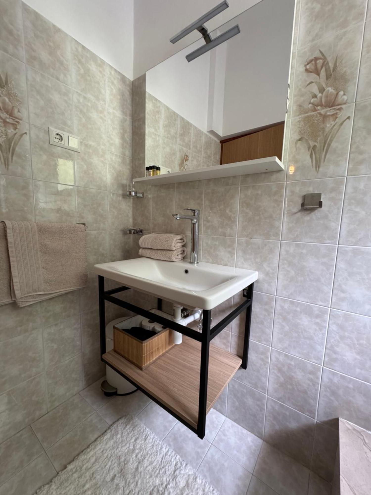 Guest House Deskovic Mošćenička Draga Eksteriør bilde